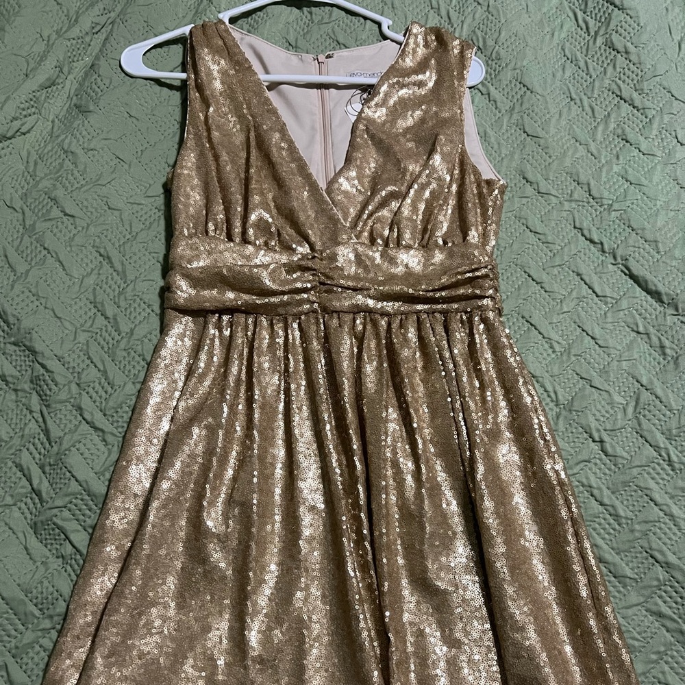 NY&C Eva Mendes, golden sparkly, size 06